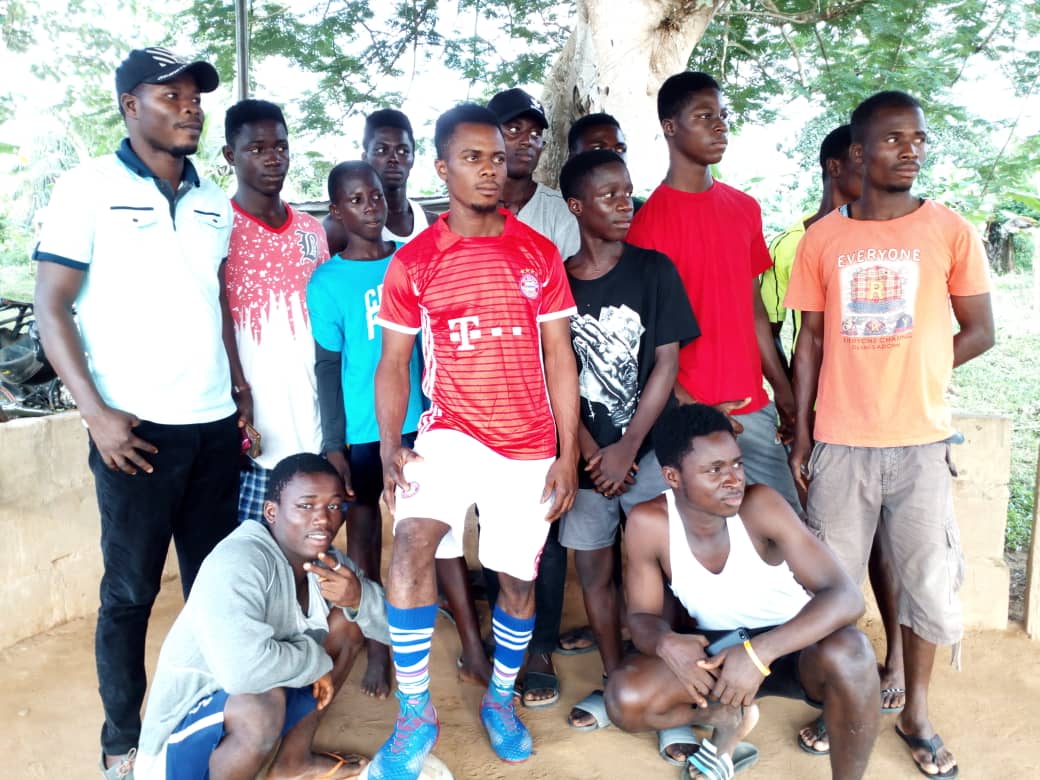 Deputy youth organizer donate to the youths in Tontro.