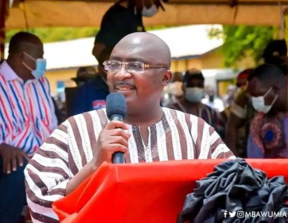 Bawumia takes over Northern Region as he storms Tatale, Zabzugu and Saboba- 4 more 4 Nana