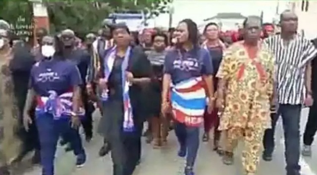 Ophelia Quansah Submits her Filing Forms in Tears